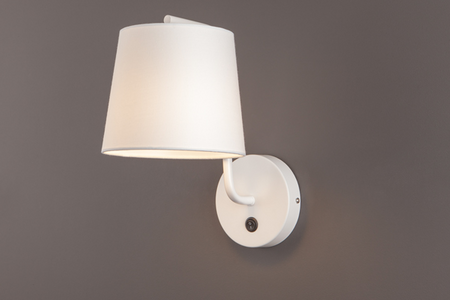 Kinkiet MAXlight Chicago w kolorze chromu (W0195) – eleganckie oświetlenie do każdego wnętrza.